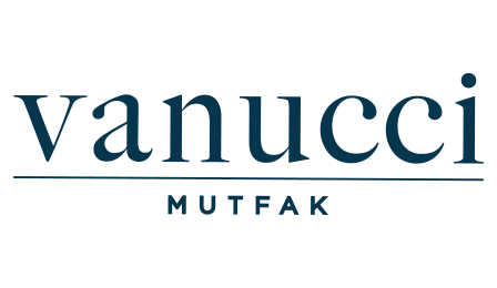 vanucci logo